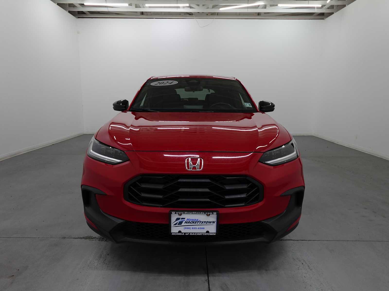 Used 2024 Honda HR-V Sport image 2