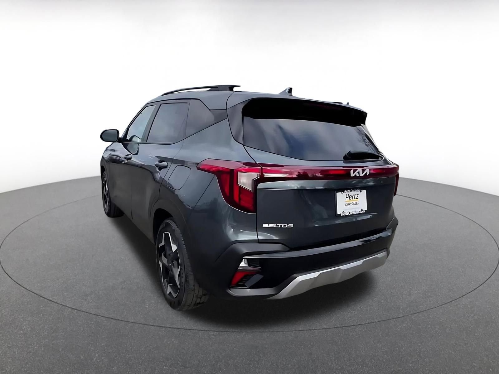 Used 2025 Kia Seltos S image 11