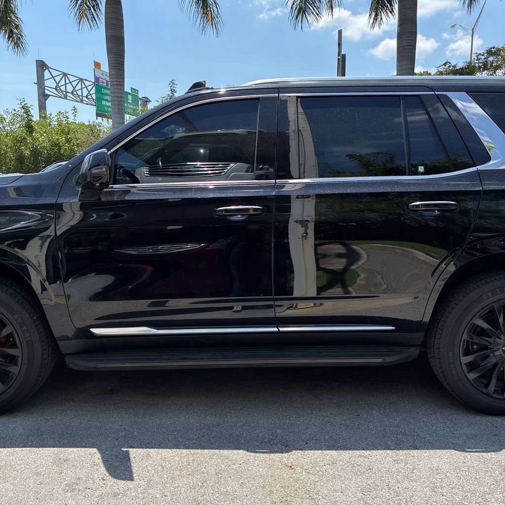 Used 2021 Cadillac Escalade Premium Luxury w/ Driver Assist Tech Package AWD/4WD image 7
