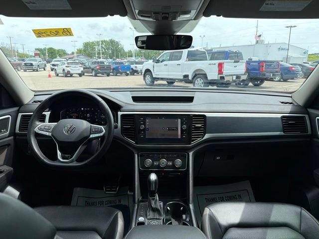 Used 2023 Volkswagen Atlas SEL Premium AWD/4WD image 14