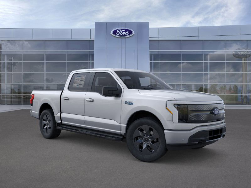 New 2025 Ford F150 Lightning Flash image 7