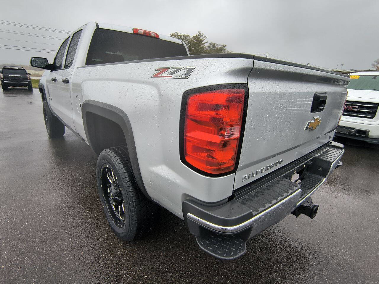 Used 2015 Chevrolet Silverado 2500 LT w/ Z71 Package, Off-Road image 8
