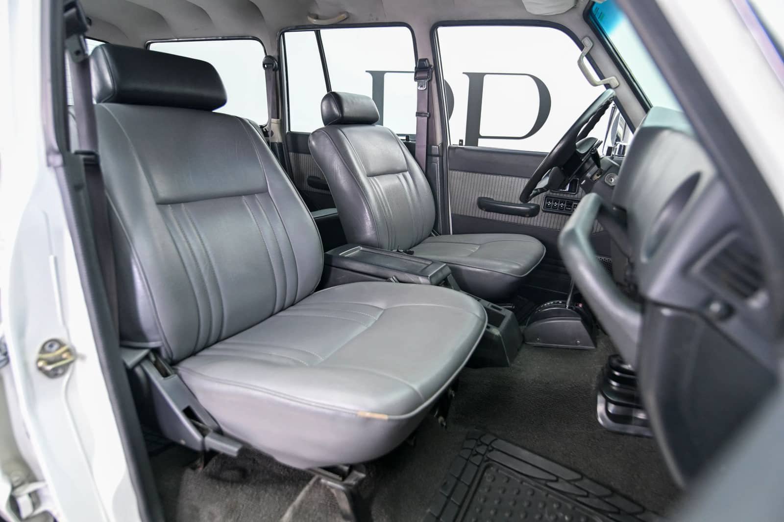 Used 1988 Toyota Land Cruiser AWD/4WD image 17