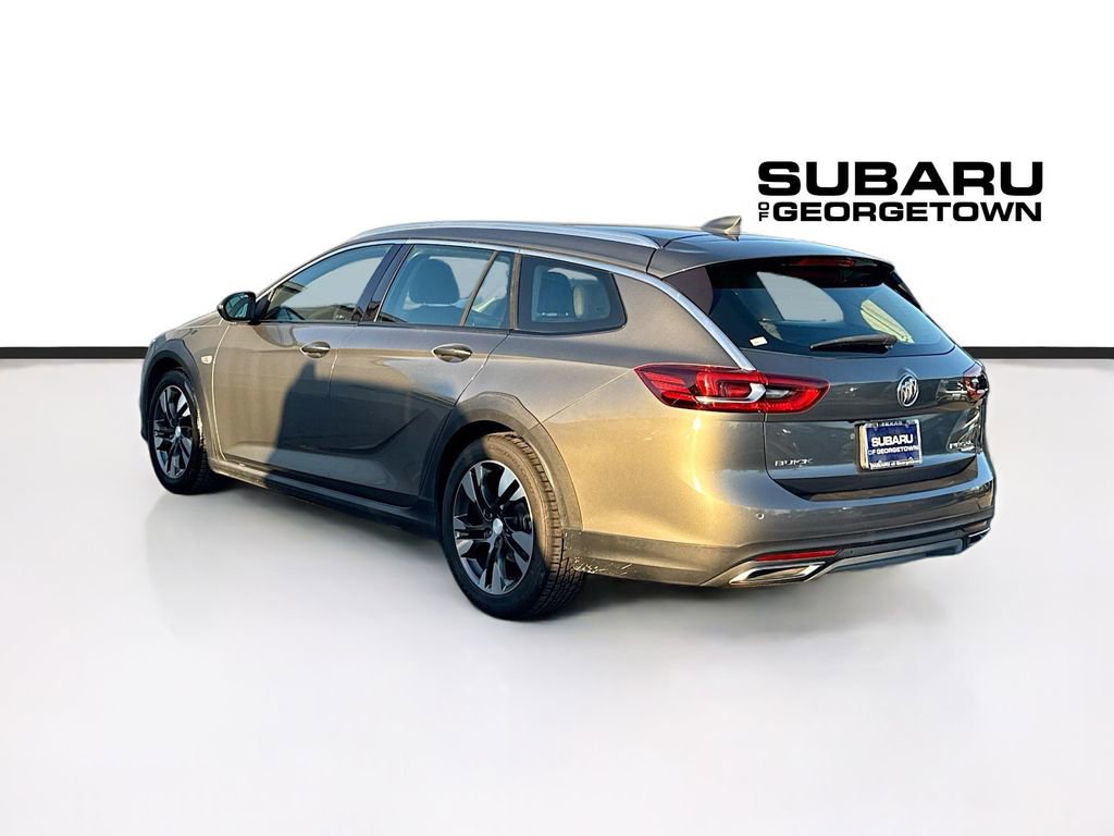 Used 2018 Buick Regal Essence w/ Driver Confidence Package #1 image 6