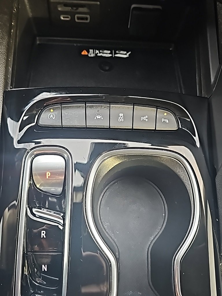 Certified 2023 Buick Envision Avenir image 28