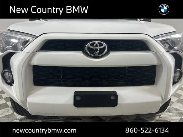 Used 2016 Toyota 4Runner SR5 Premium AWD/4WD image 27