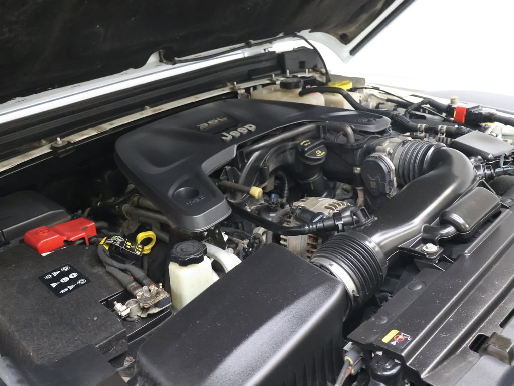 Used 2021 Jeep Gladiator Rubicon w/ Uconnect 4C Nav & Sound Group AWD/4WD image 35