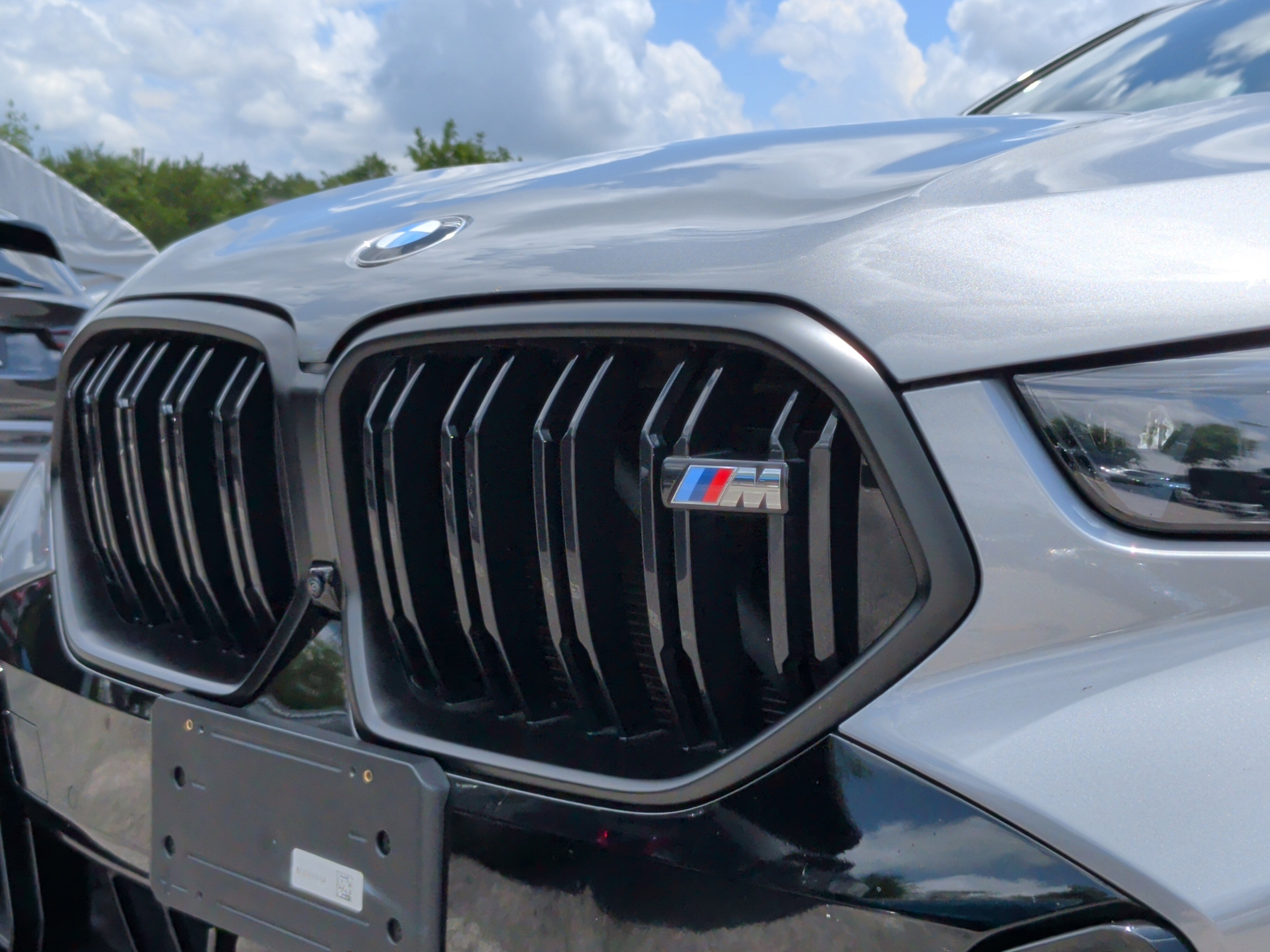 Certified 2025 BMW X6 M60i AWD/4WD image 13
