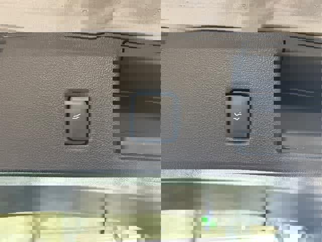 New 2025 Ford Escape ST-Line w/ Cold Weather Package image 28