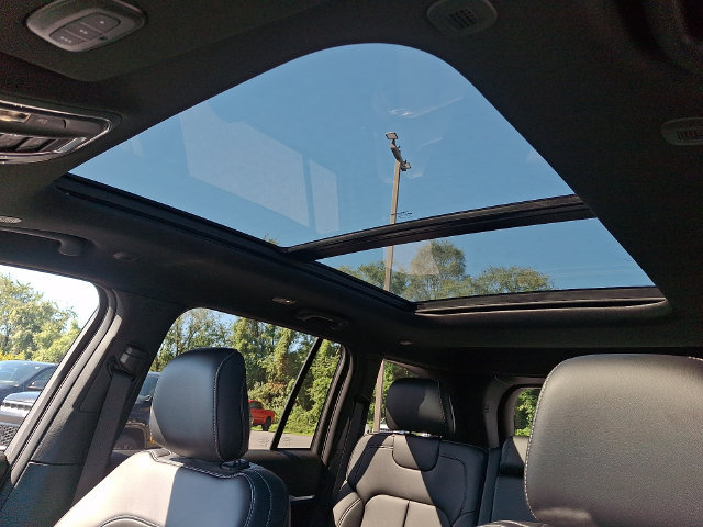 New 2027 Jeep Grand Cherokee Limited AWD/4WD image 11