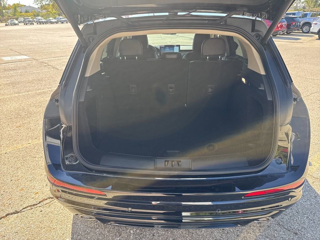 New 2026 Lincoln Corsair Premiere image 21