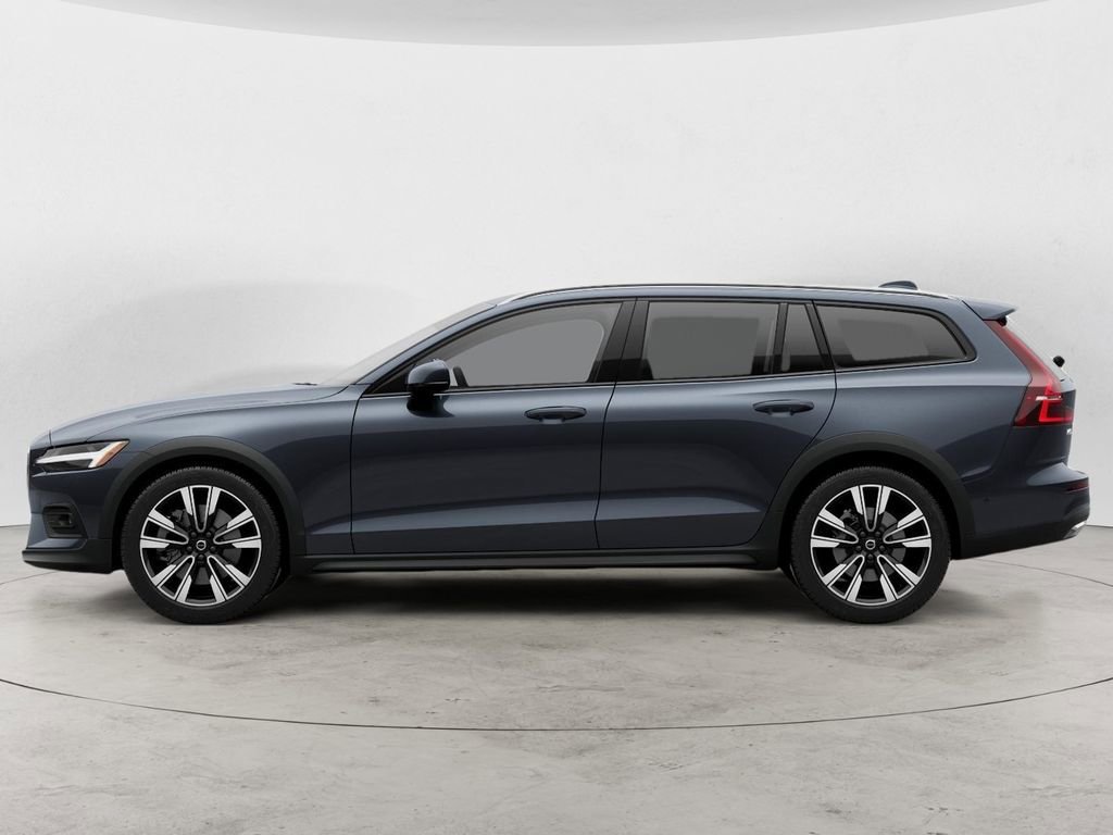 New 2026 Volvo V60 B5 Cross Country Ultra w/ Protection Package Premier image 3
