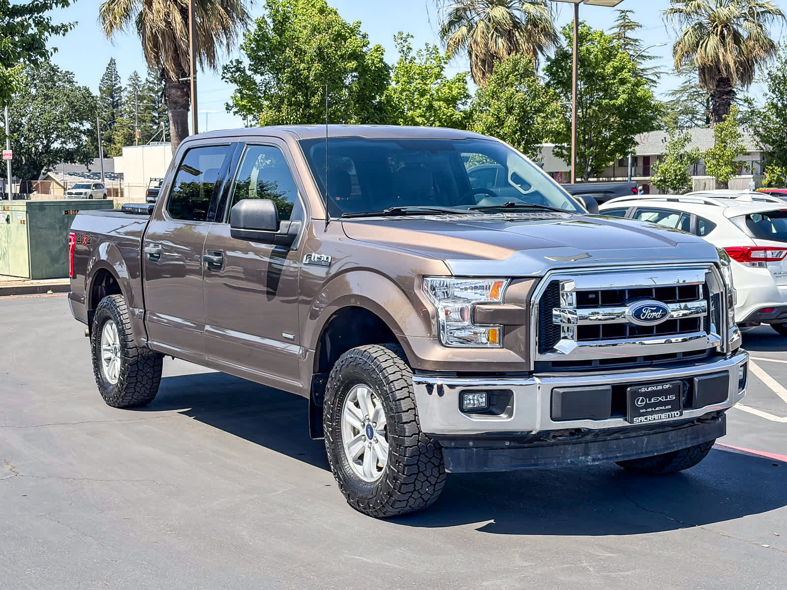 Used 2017 Ford F150 XLT image 5