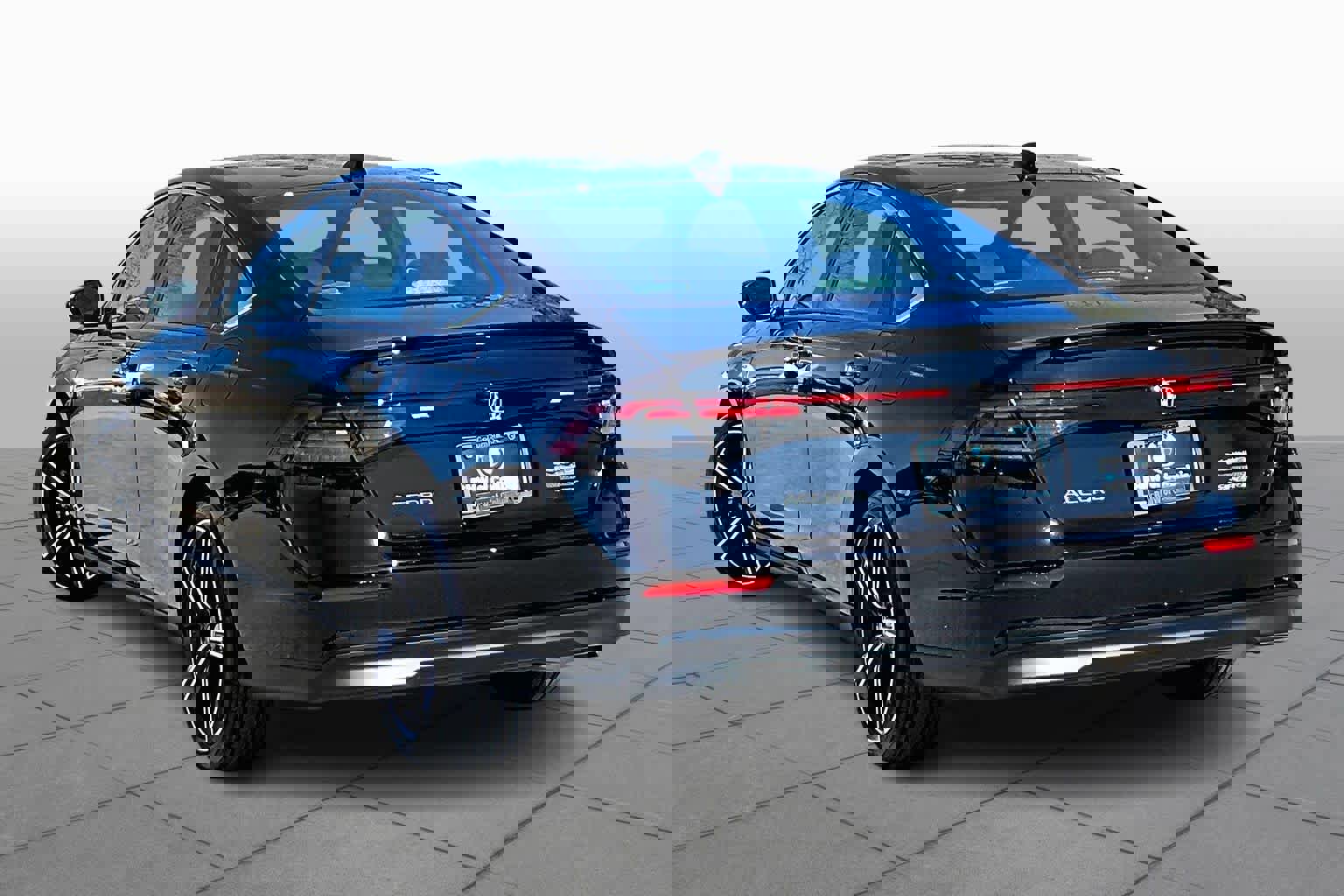 Used 2025 Honda Accord Sport image 12