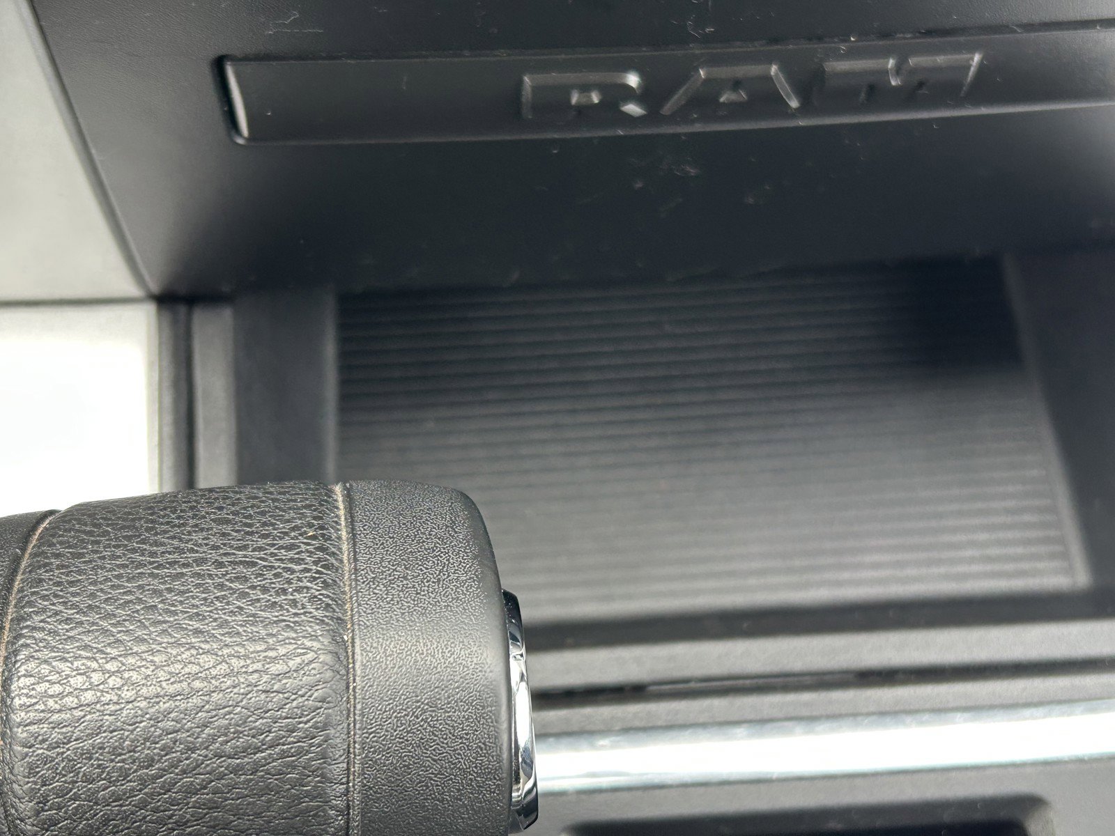 Used 2012 RAM 1500 Big Horn w/ Luxury Group image 33