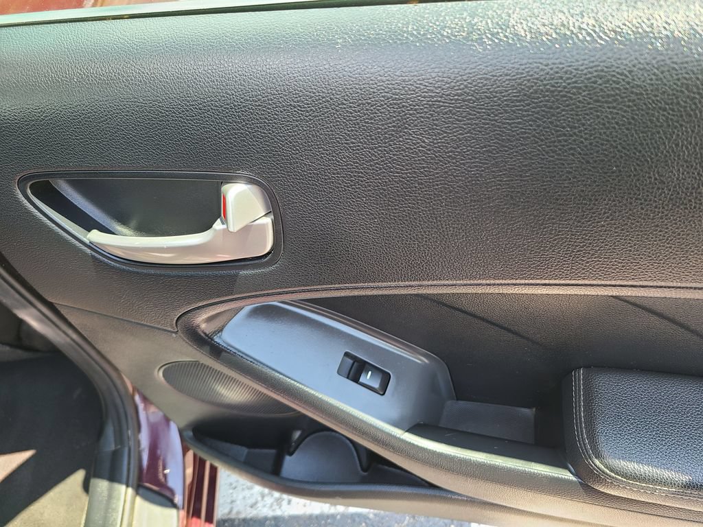 Used 2017 Kia Forte LX FWD image 14