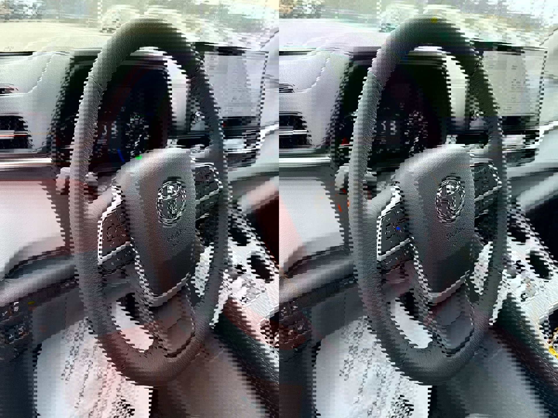 Certified 2026 Toyota Sienna XLE image 11