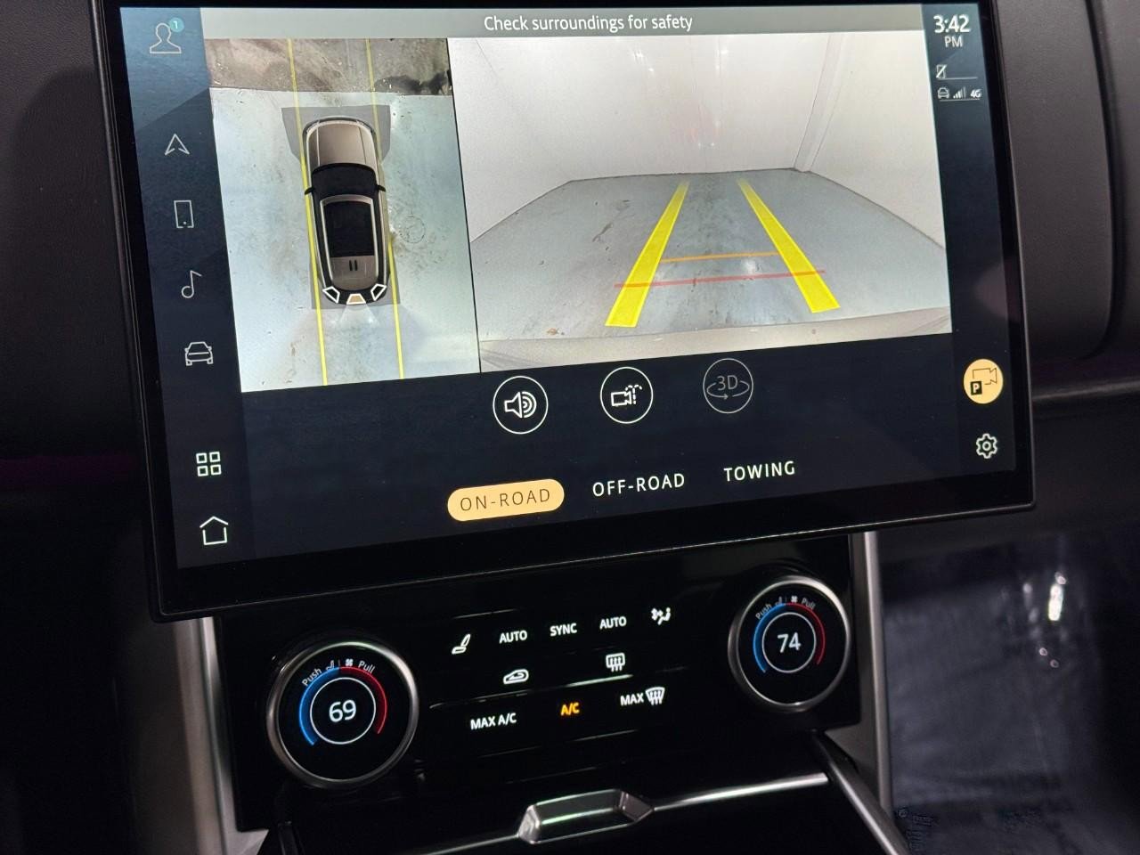 Used 2023 Land Rover Range Rover SE image 34