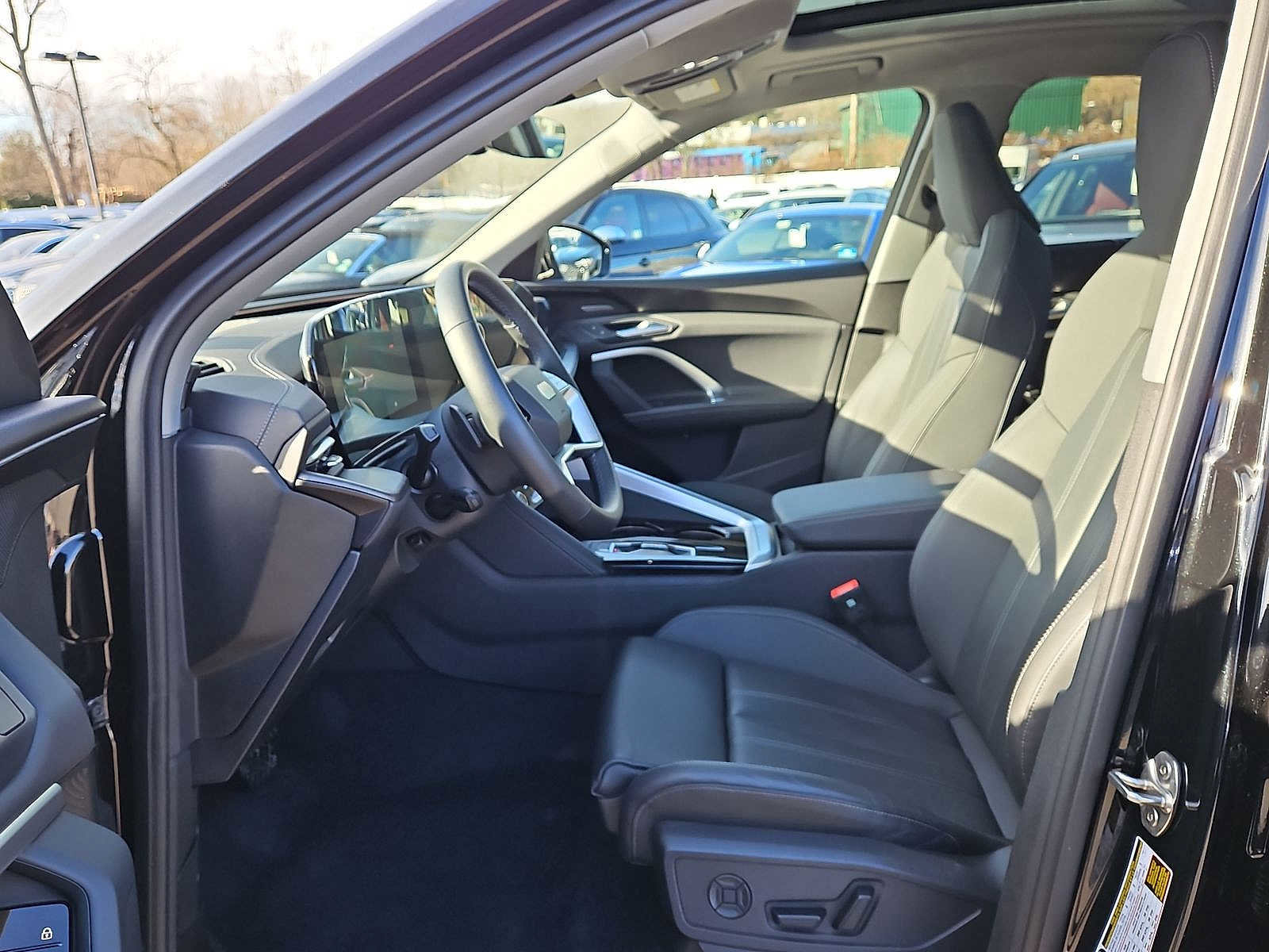 Certified 2025 Audi Q5 Premium Plus w/ Premium Plus image 11