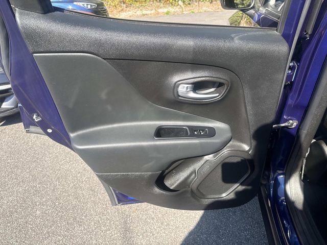 Used 2020 Jeep Renegade Altitude image 19