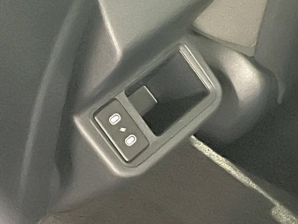 New 2026 Kia K4 FWD image 10