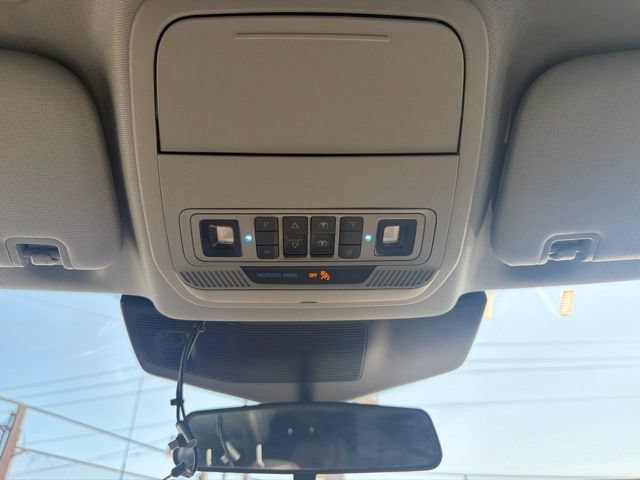 Used 2021 Ford Explorer XLT w/ Equipment Group 202A AWD/4WD image 12