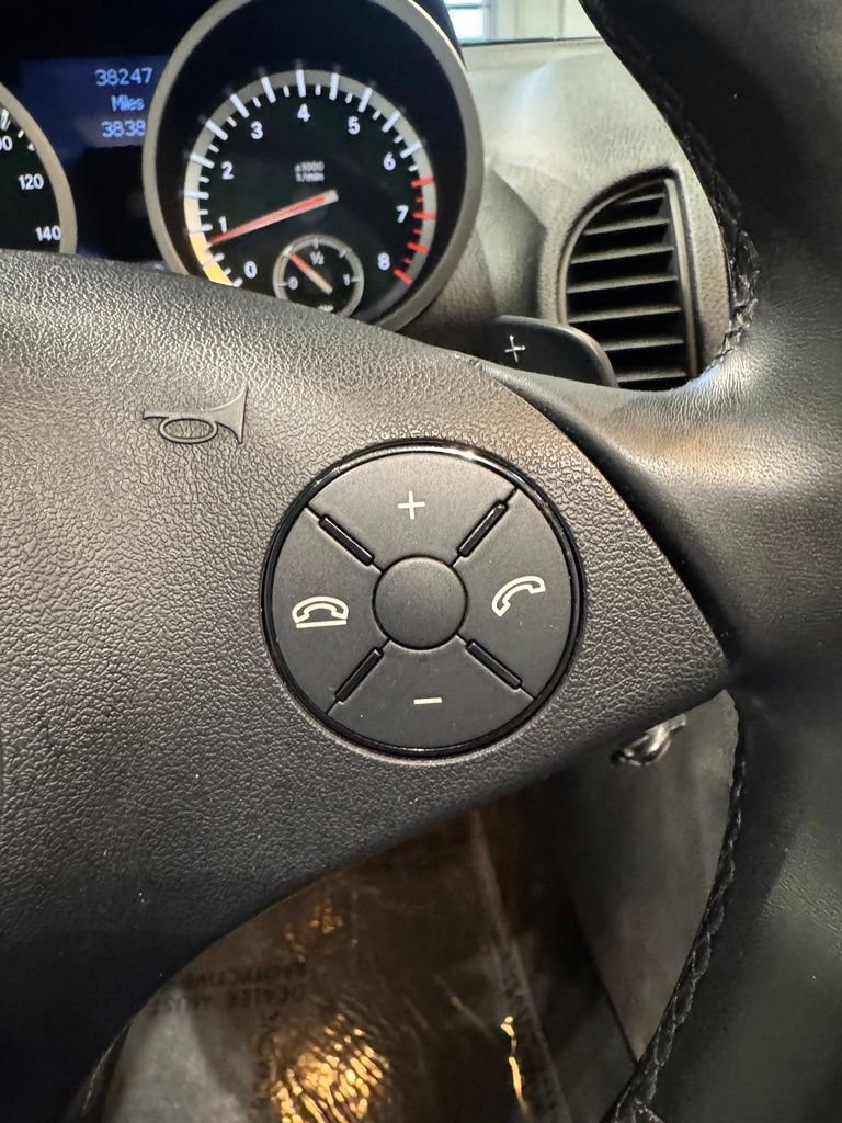 Used 2010 Mercedes-Benz SLK 300 image 17