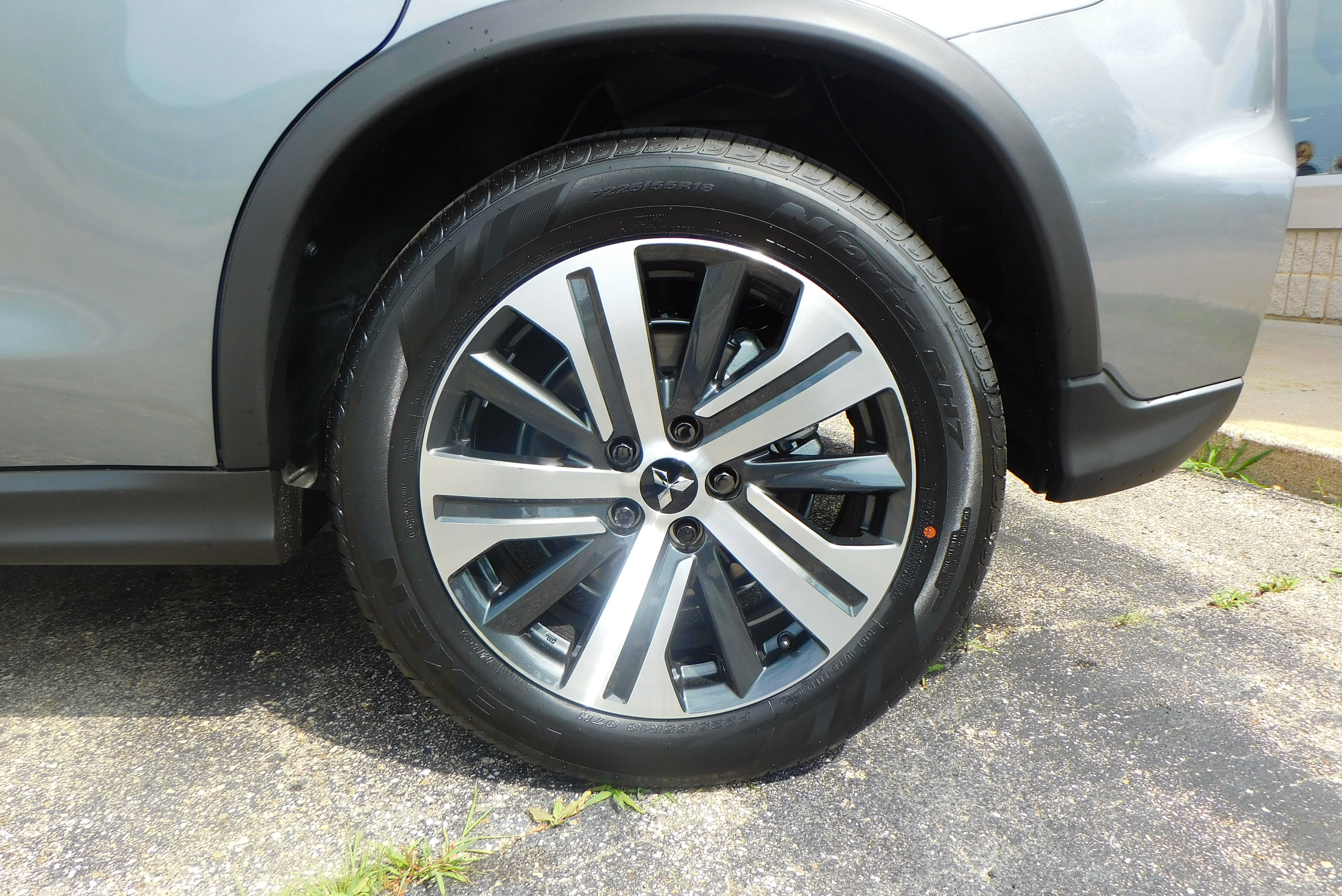 New 2025 Mitsubishi Outlander Sport SE image 4