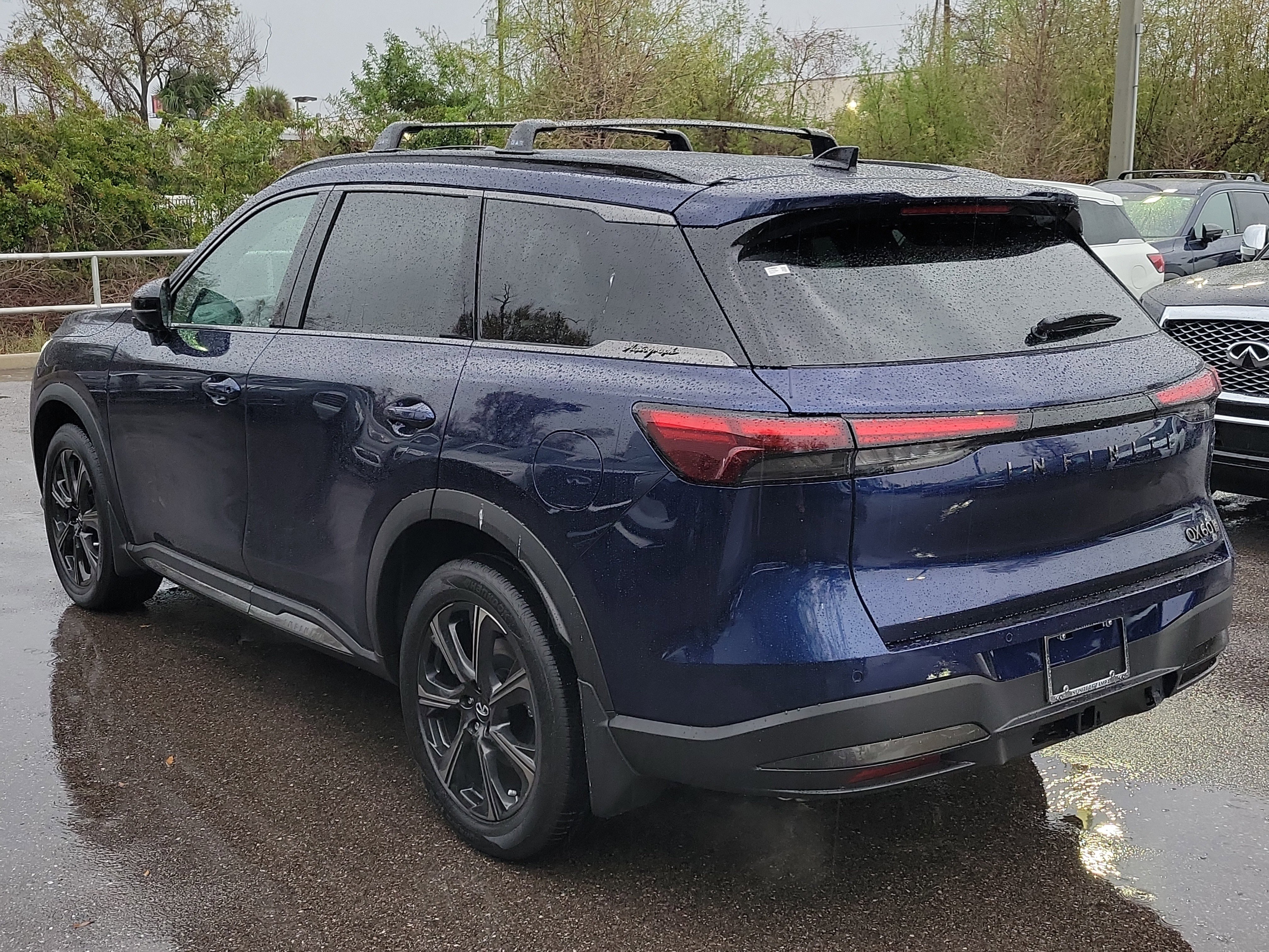 New 2026 INFINITI QX60 Autograph w/ Dark Cargo Package image 4