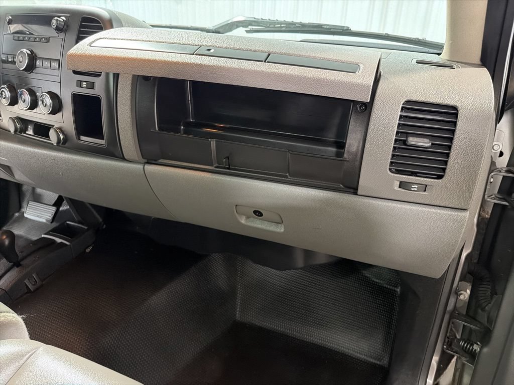 Used 2014 Chevrolet Silverado 2500 W/T AWD/4WD image 20