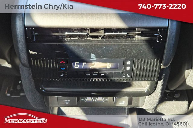 New 2025 Jeep Wagoneer Series III w/ Quick Order Package 25C Super image 11