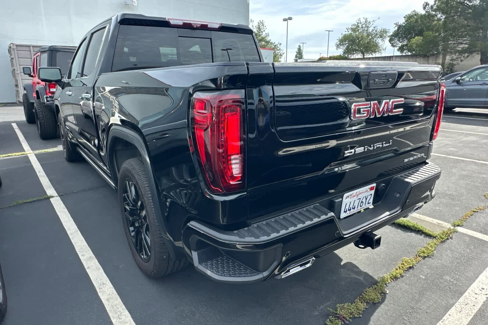 Used 2020 GMC Sierra 1500 Denali w/ Denali Ultimate Package image 4