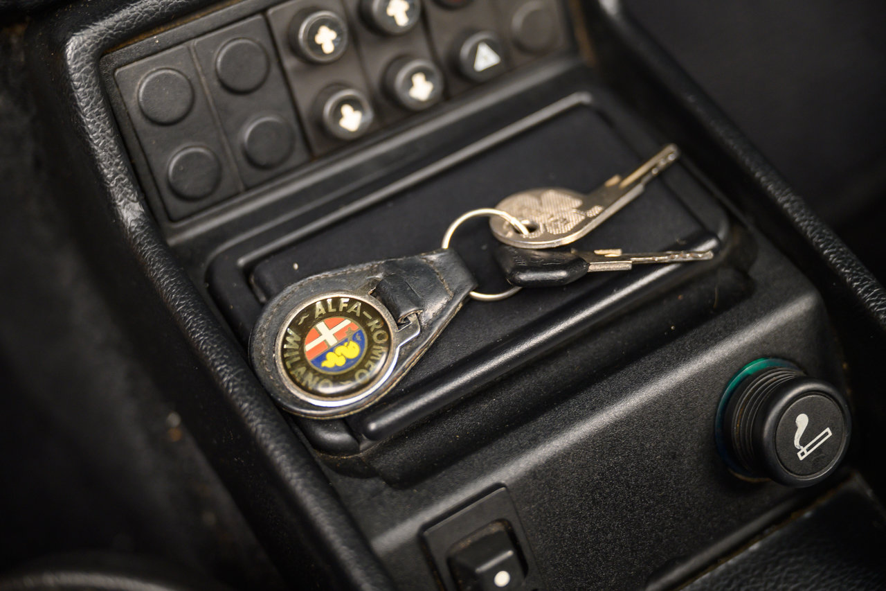 Used 1992 Alfa Romeo Spider Veloce image 31