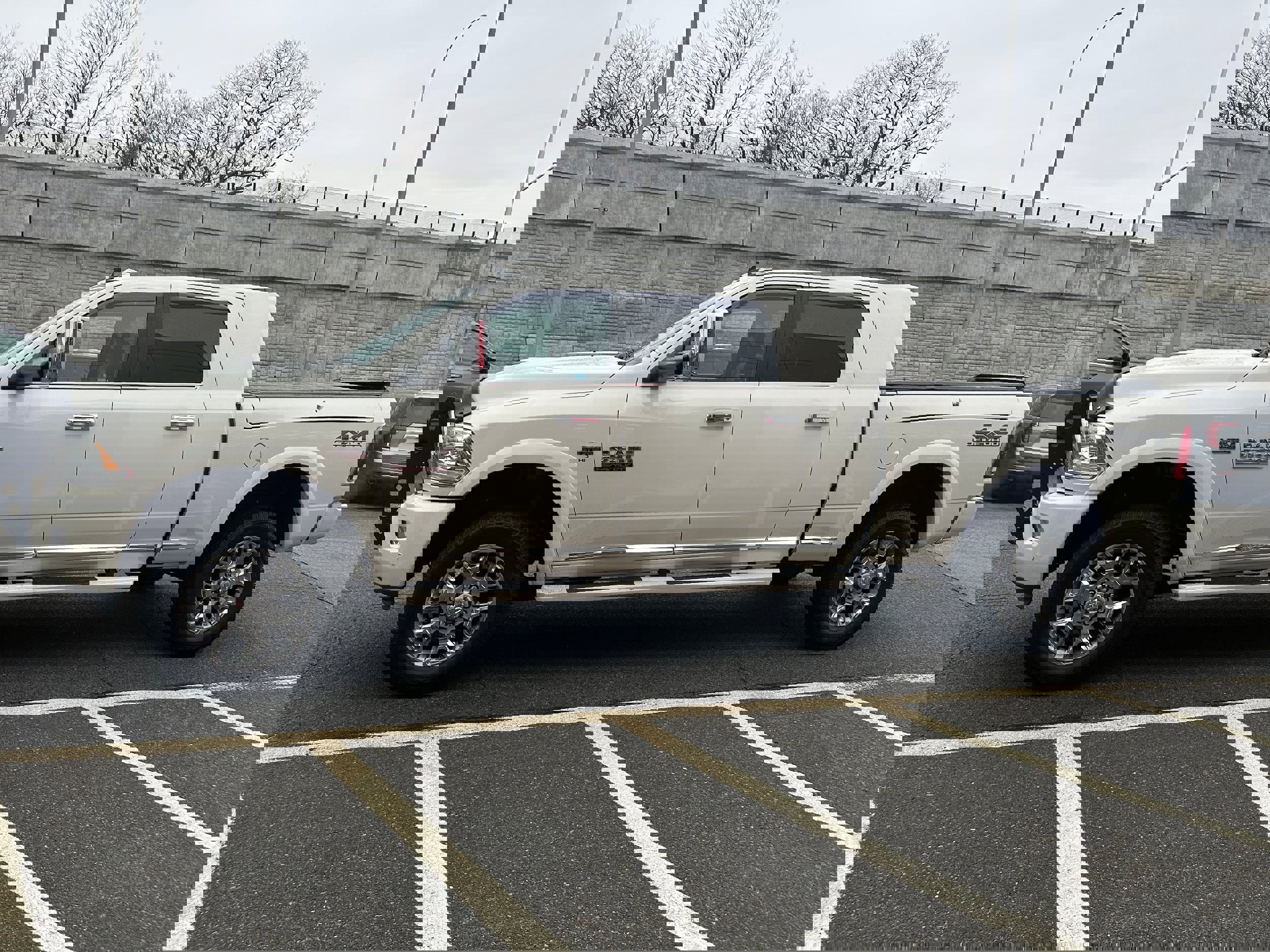 Used 2018 RAM 2500 Limited image 5