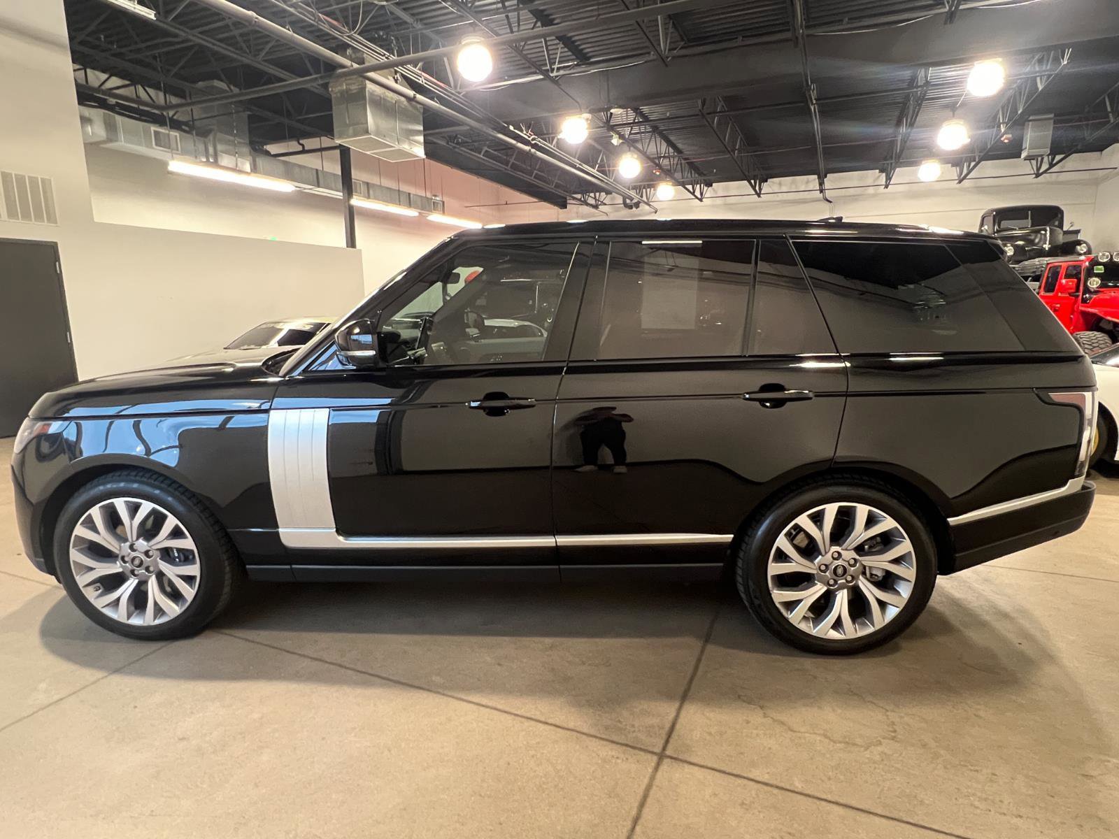 Used 2017 Land Rover Range Rover Evoque HSE AWD/4WD image 6