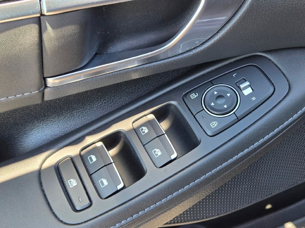 Used 2021 Hyundai Sonata Limited FWD image 13