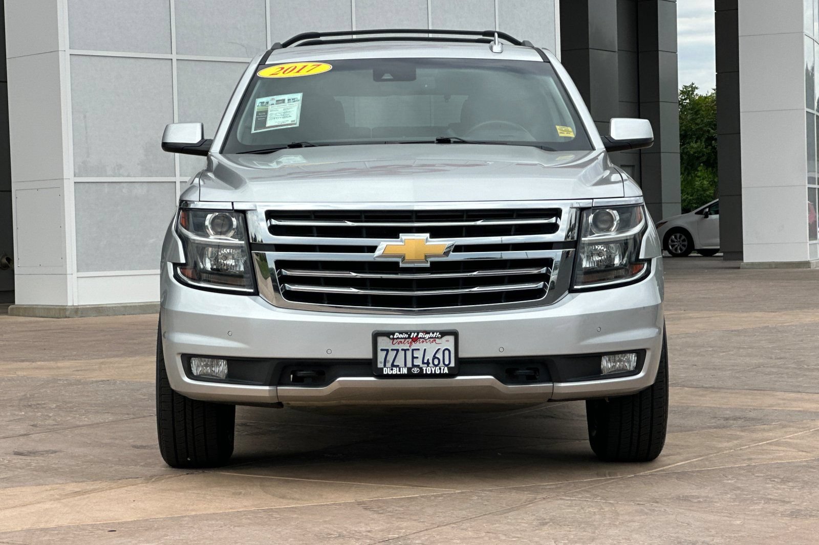 Used 2017 Chevrolet Tahoe LT w/ Luxury Package AWD/4WD image 10