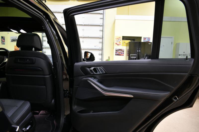 Used 2022 BMW X7 xDrive40i w/ Premium Package AWD/4WD image 54