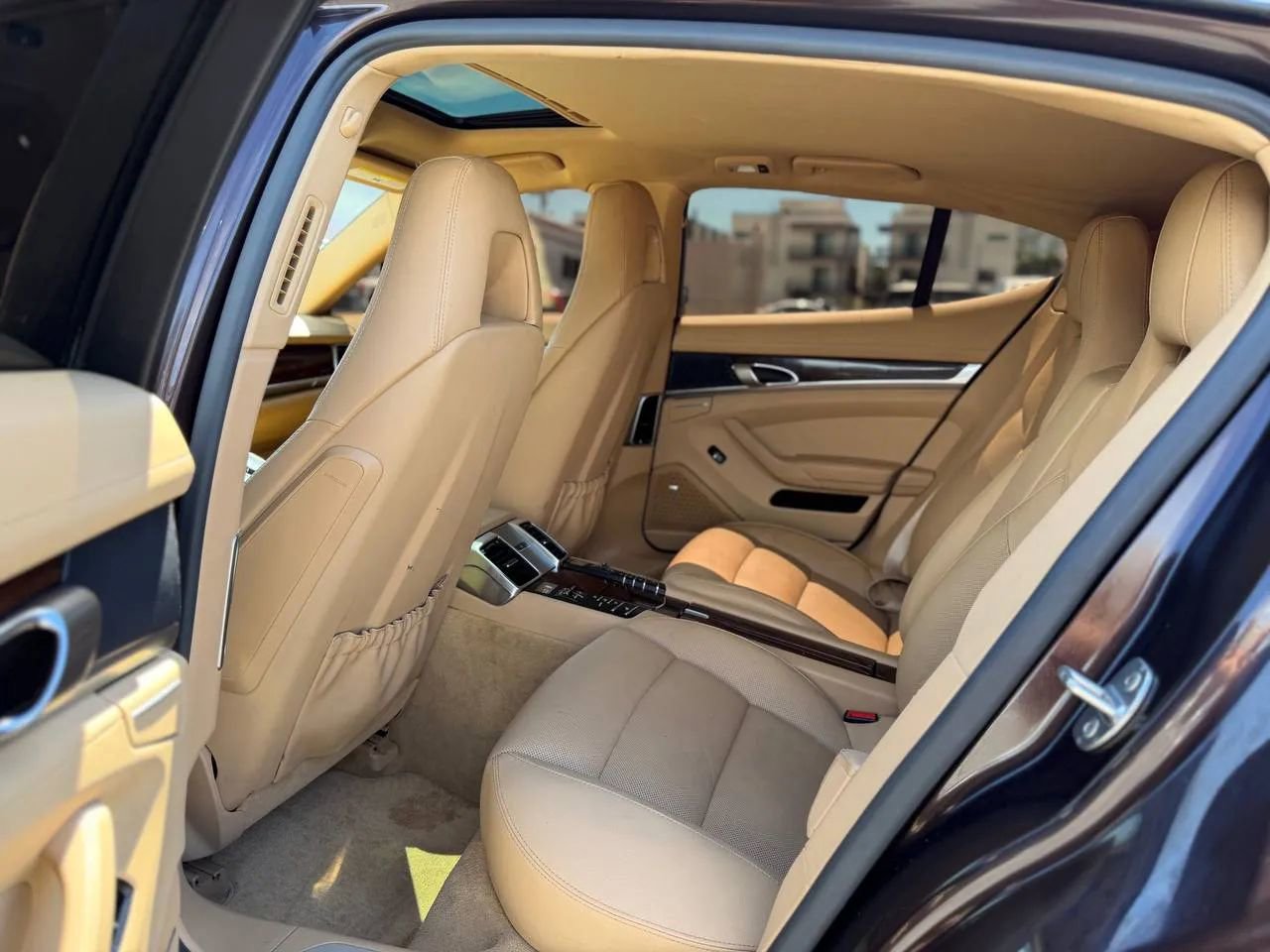 Used 2014 Porsche Panamera image 25