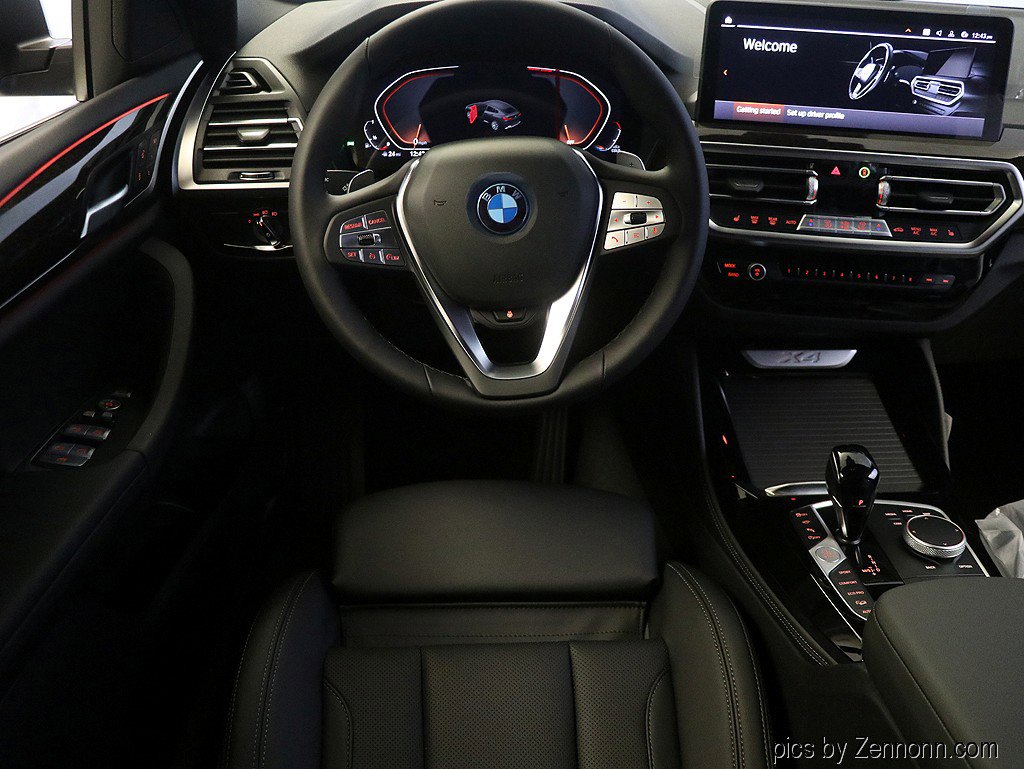 Used 2025 BMW X4 xDrive30i w/ Premium Package image 15