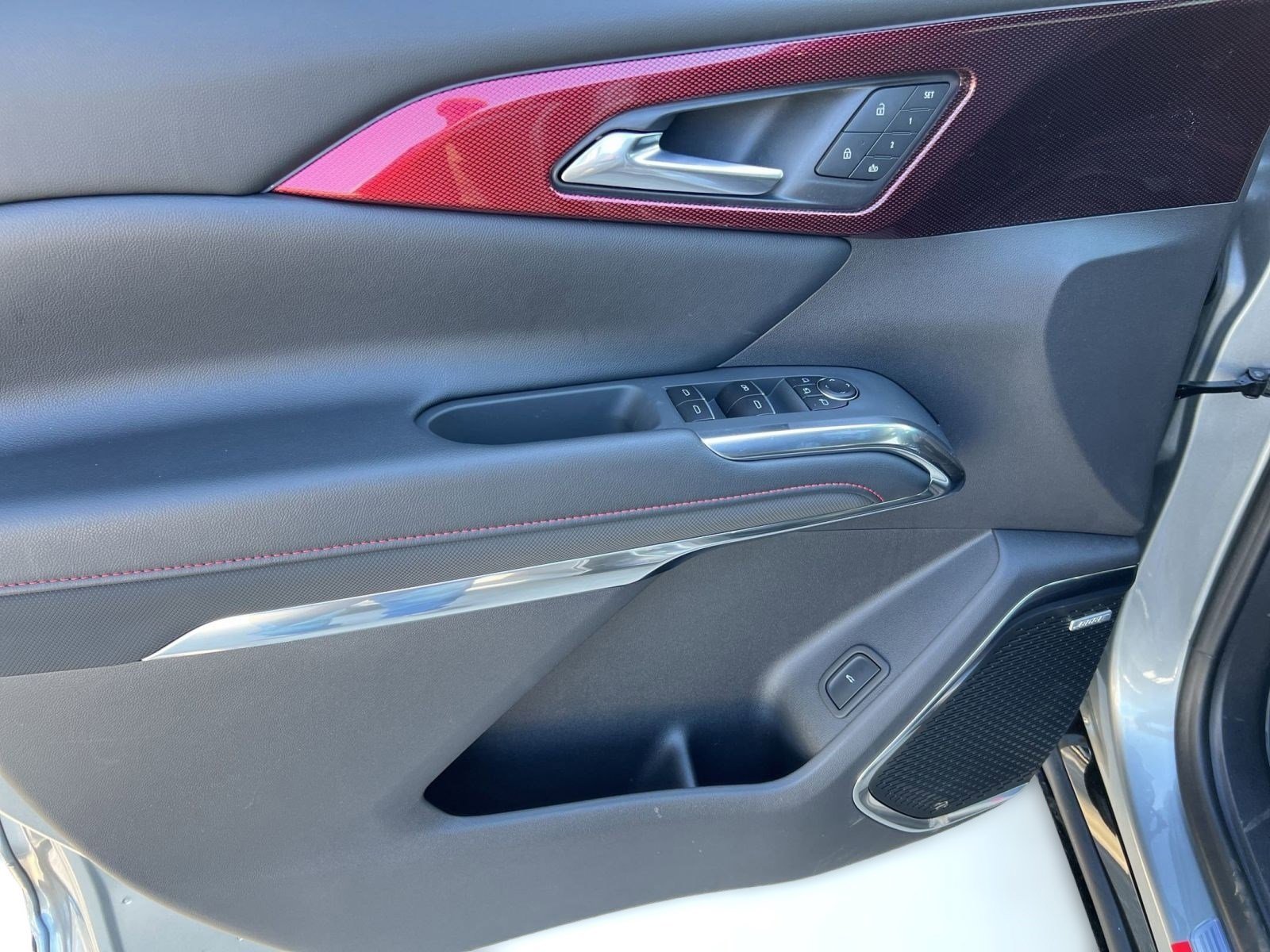 New 2026 Chevrolet Traverse RS FWD image 12