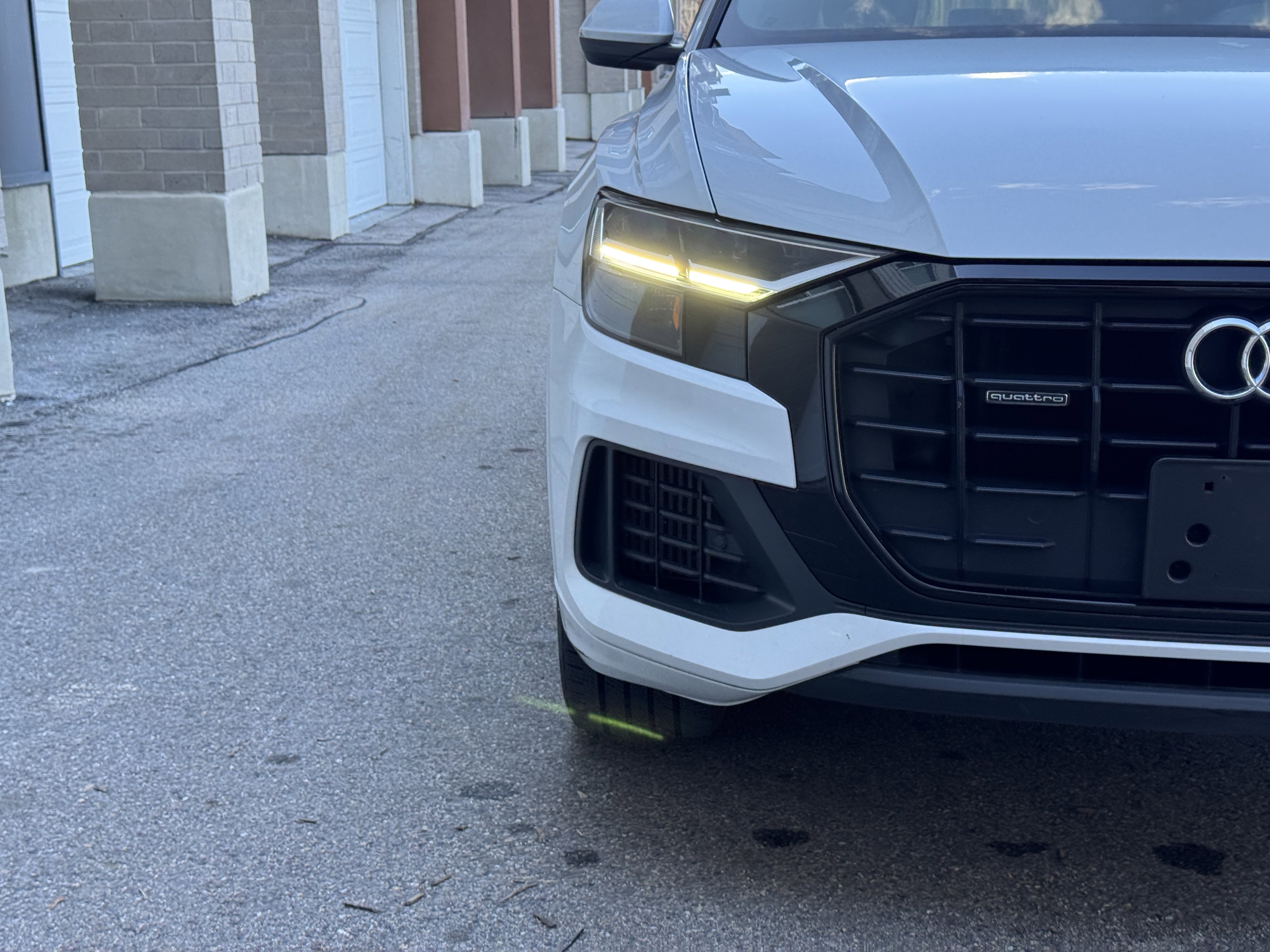 Used 2020 Audi Q8 Premium w/ Black Optic Package image 10