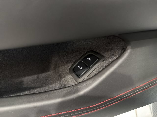 Certified 2025 Chevrolet Corvette E-Ray AWD/4WD image 15