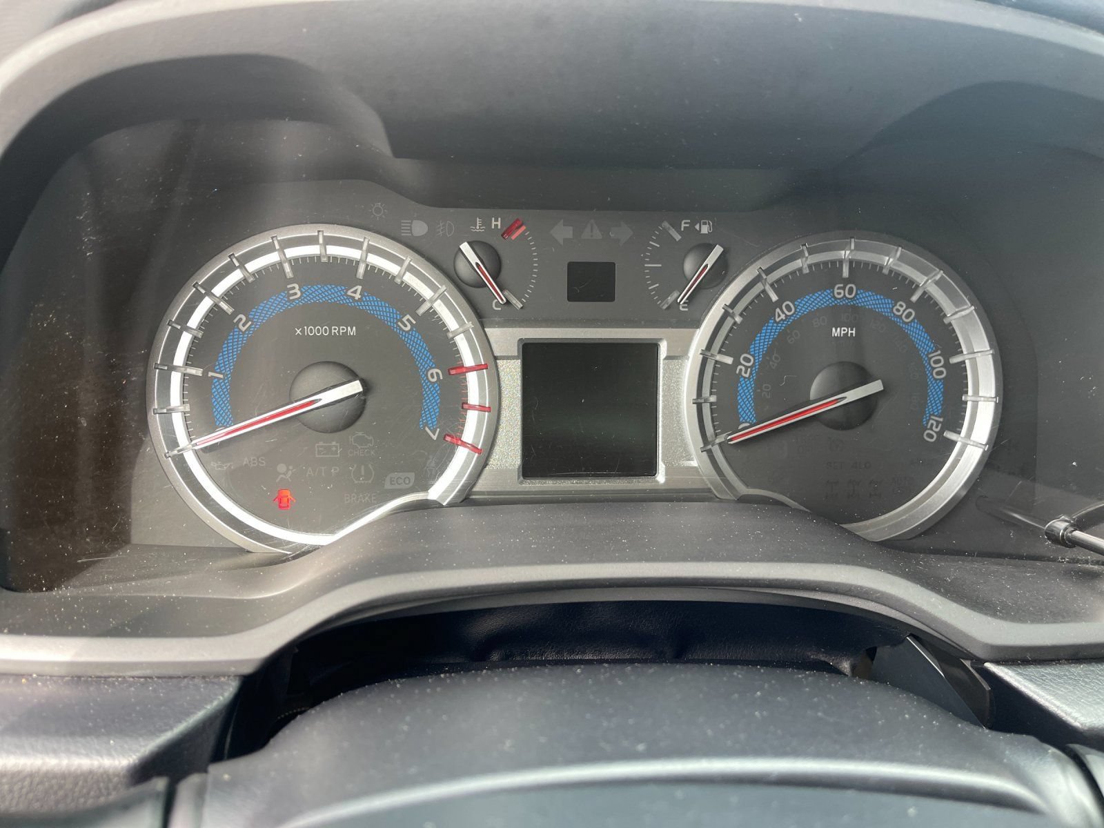 Used 2019 Toyota 4Runner SR5 AWD/4WD image 30