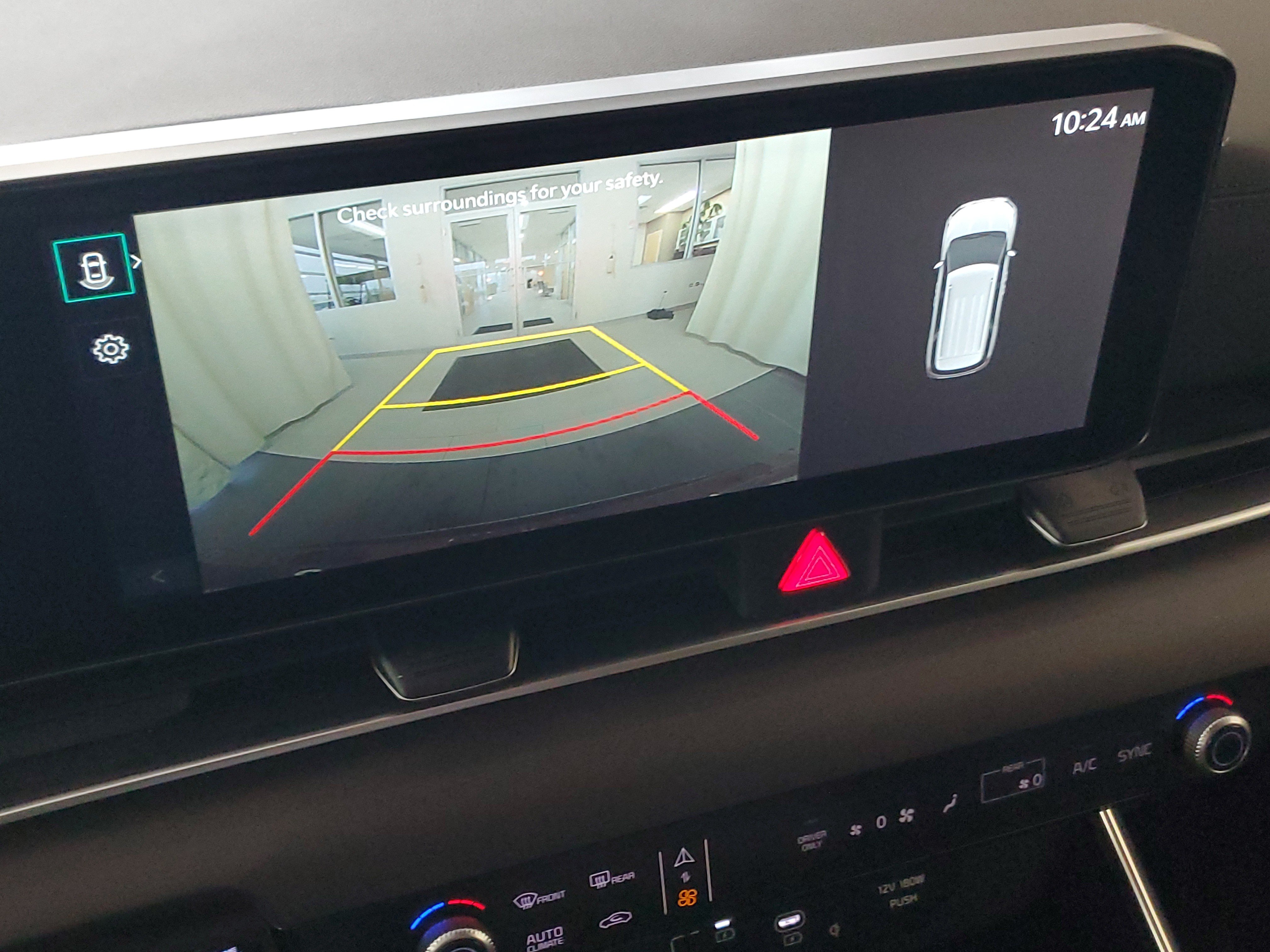 Used 2025 Kia Carnival EX FWD image 32
