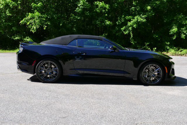 Used 2024 Chevrolet Camaro ZL1 RWD image 12