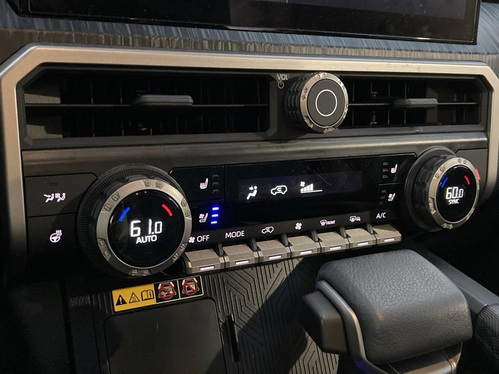 Used 2026 Toyota 4Runner Platinum AWD/4WD image 26