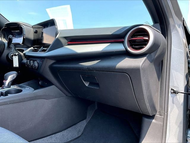 Used 2025 Chevrolet Trax RS w/ Driver Confidence Package FWD image 13