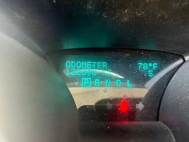 Used 2010 Chevrolet Traverse LT FWD image 35