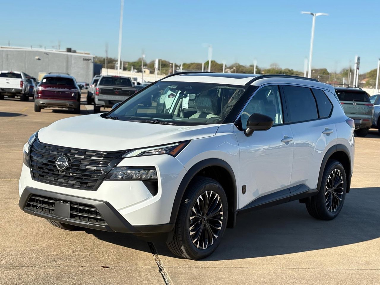 New 2026 Nissan Rogue Dark Armor FWD image 3